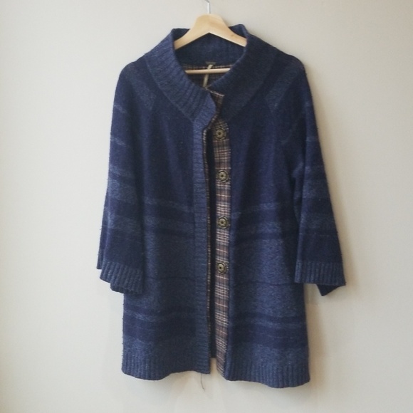 Free People Sweaters - Free People Sz M Long Cardigan Snap Button
